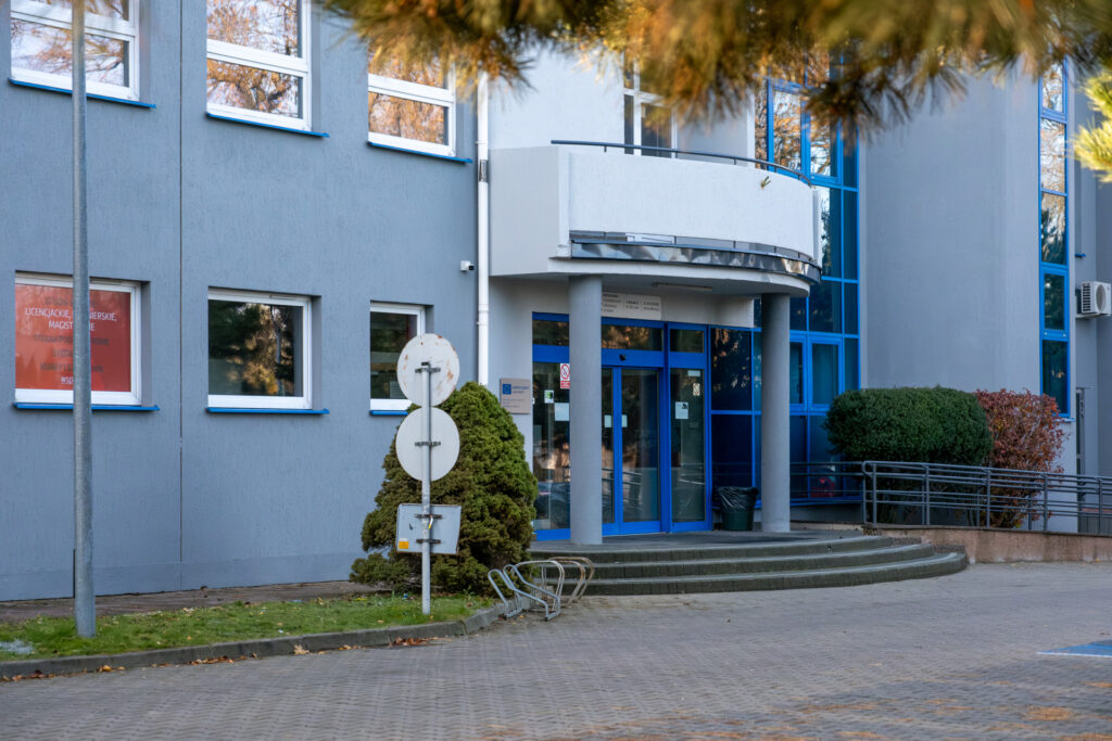 Університет Підприємництва та Адміністрації Університет Підприємництва та Адміністрації - UniverPL