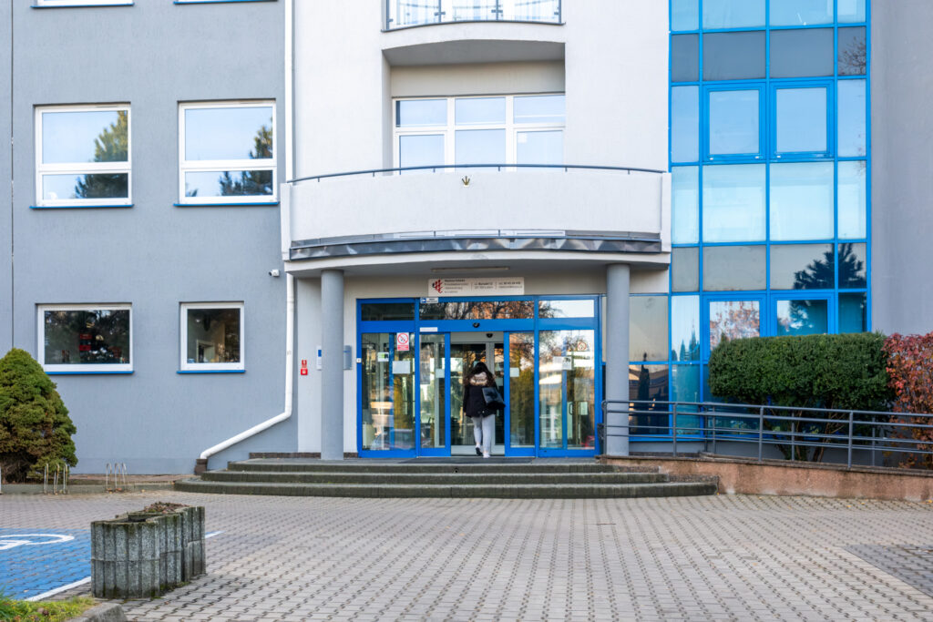 Університет Підприємництва та Адміністрації Університет Підприємництва та Адміністрації - UniverPL