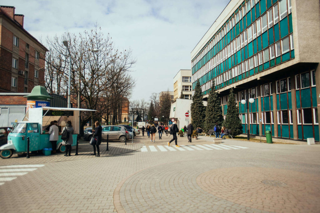 Краківський Економічний Університет - UniverPL