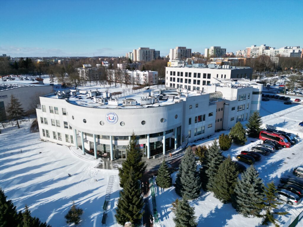 Академія Прикладних Наук імені Вінцента Поля Академія Прикладних Наук імені Вінцента Поля - UniverPL
